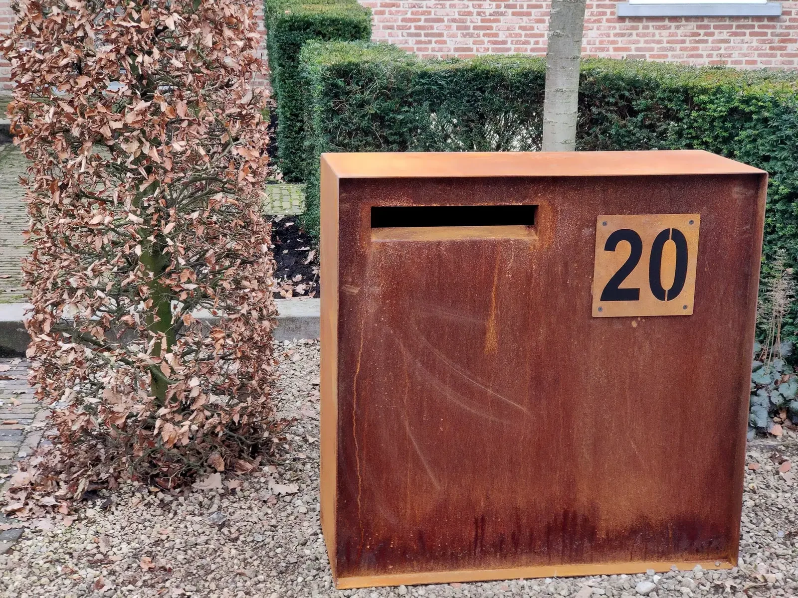 Architecturale voortuin met cortenstaal — beeld 6